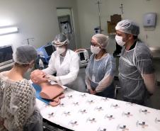 Em Foz, enfermeiros do Depen passam por capacitação para testagem da Covid-19