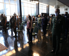  Secretário coronel Marinho participa de cerimônia de homenagem a soldado em Brasília