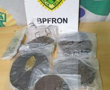 Carga de haxixe avaliada em R$ 90 mil é apreendida pelo BPFron durante a Operação Metrópolis