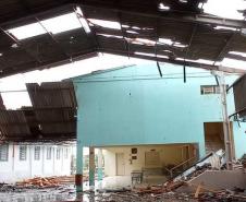  Efeitos do ciclone sobre o Paraná mobilizam Corpo de Bombeiros 