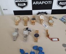 Polícia Civil prende suspeito de furto de relógios avaliados em R$ 11 mil em Arapoti