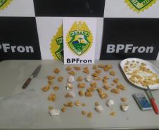 Em situações distintas, BPFron apreende 888 gramas de crack e causa prejuízo de quase R$ 5 milhões ao crime organizado no Oeste do estado