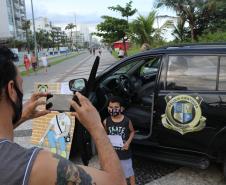 Exposição de equipamentos da Polícia Científica atrai público em Matinhos
