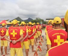 Corpo de Bombeiros forma 55 guarda-vidas civis voluntários no Litoral