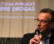  Estado avança em plano contra as drogas e premia iniciativas de conscientização dos jovens