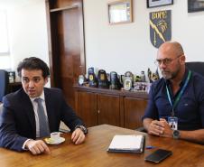 Secretário da Segurança Pública recebe visita do deputado Luiz Fernando Guerra