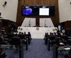 Policiais da Rone recebem homenagem na Assembléia Legislativa do Paraná