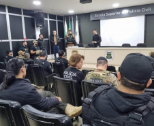 PCPR e PMPR prendem 20 pessoas ligadas ao tráfico de drogas no Centro de Curitiba