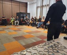 Polícia Penal do Paraná ministra treinamento para agentes penitenciários do Paraguai