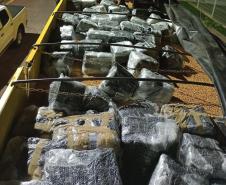 Polícia Militar apreende 2.200 kg de maconha durante operação em Corbélia
