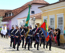 PMPR participa de solenidade militar em alusão aos 130 anos do Cerco da Lapa