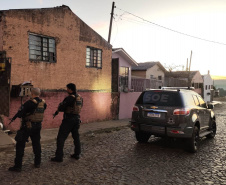 Forças de segurança cumprem 27 mandados em cinco cidades contra foragidos da Justiça