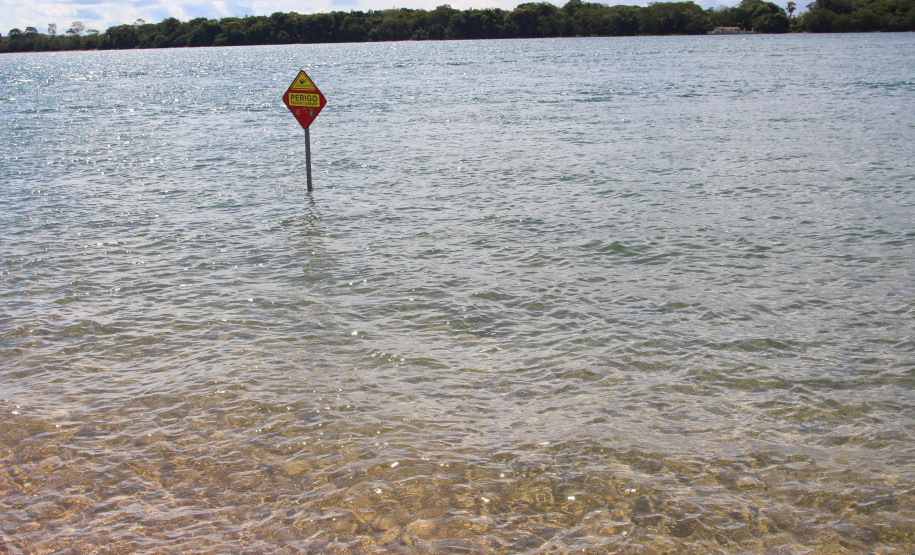 PM e bombeiros intensificam ações nas praias às margens do Rio Paraná