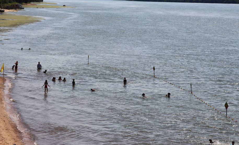 PM e bombeiros intensificam ações nas praias às margens do Rio Paraná