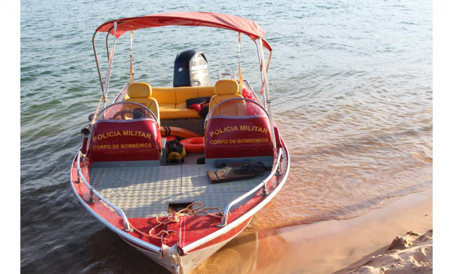 PM e bombeiros intensificam ações nas praias às margens do Rio Paraná