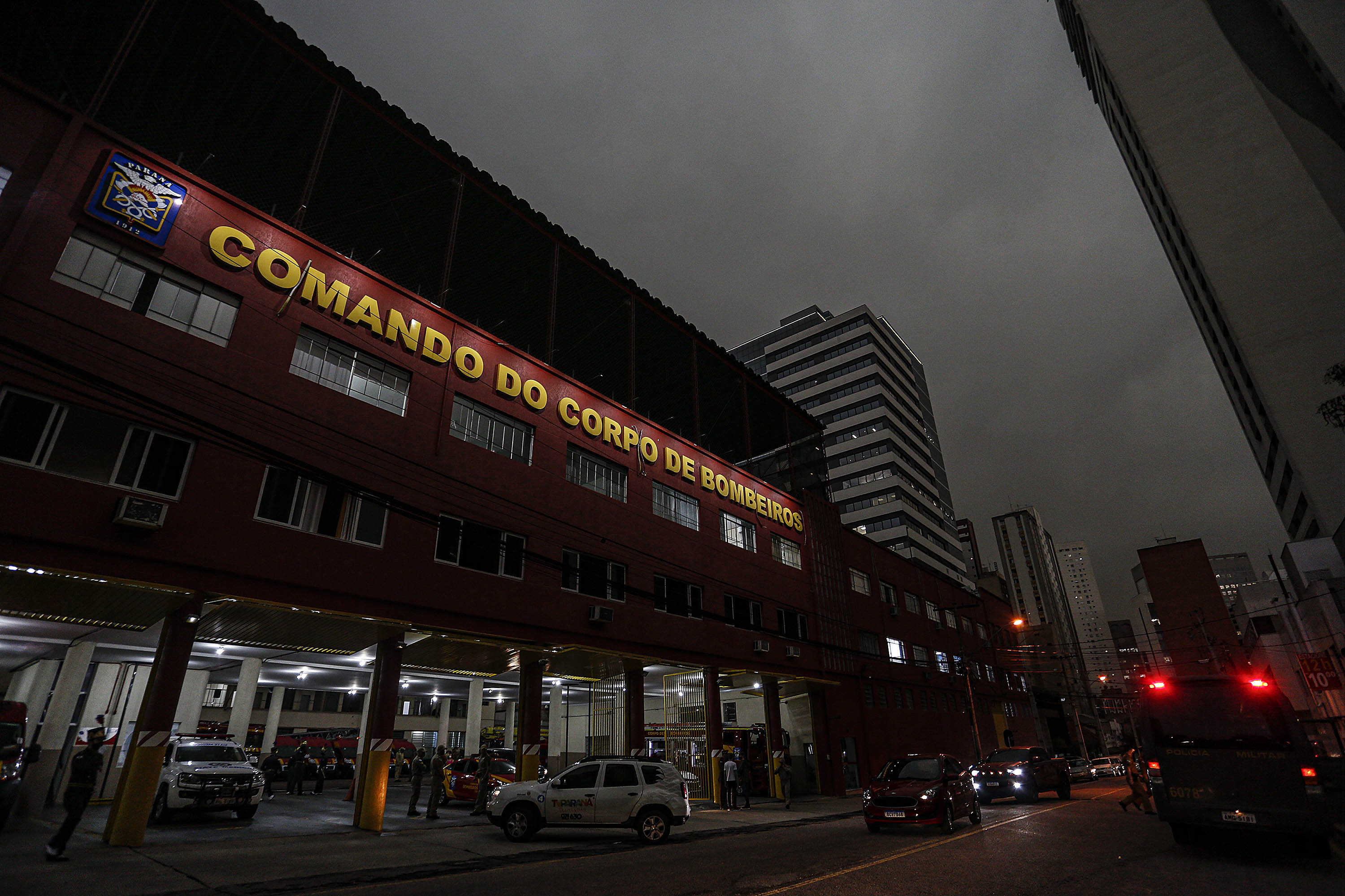 Governador entrega 15 novas viaturas para o Corpo de Bombeiros