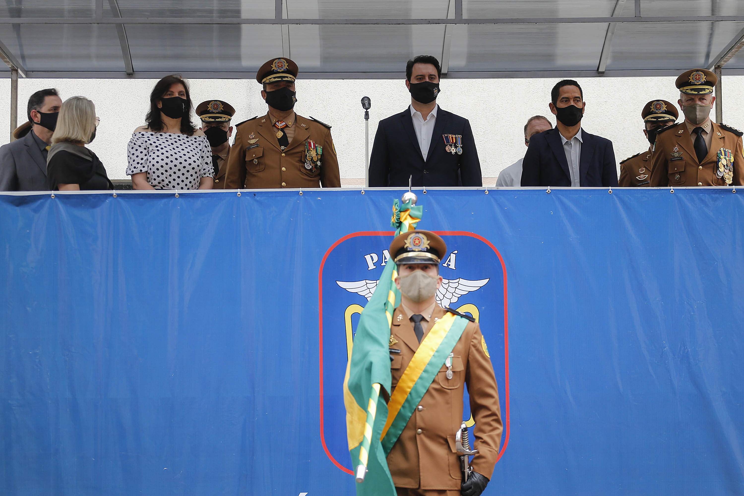 Governador entrega 15 novas viaturas para o Corpo de Bombeiros