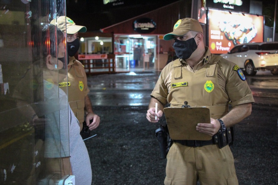 Forças de segurança fiscalizam 3,5 mil estabelecimentos e prendem 281 pessoas