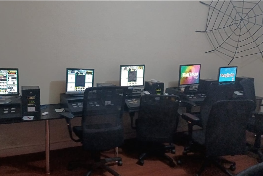 Força-tarefa aplica multas e apreende materiais contrabandeados em Curitiba