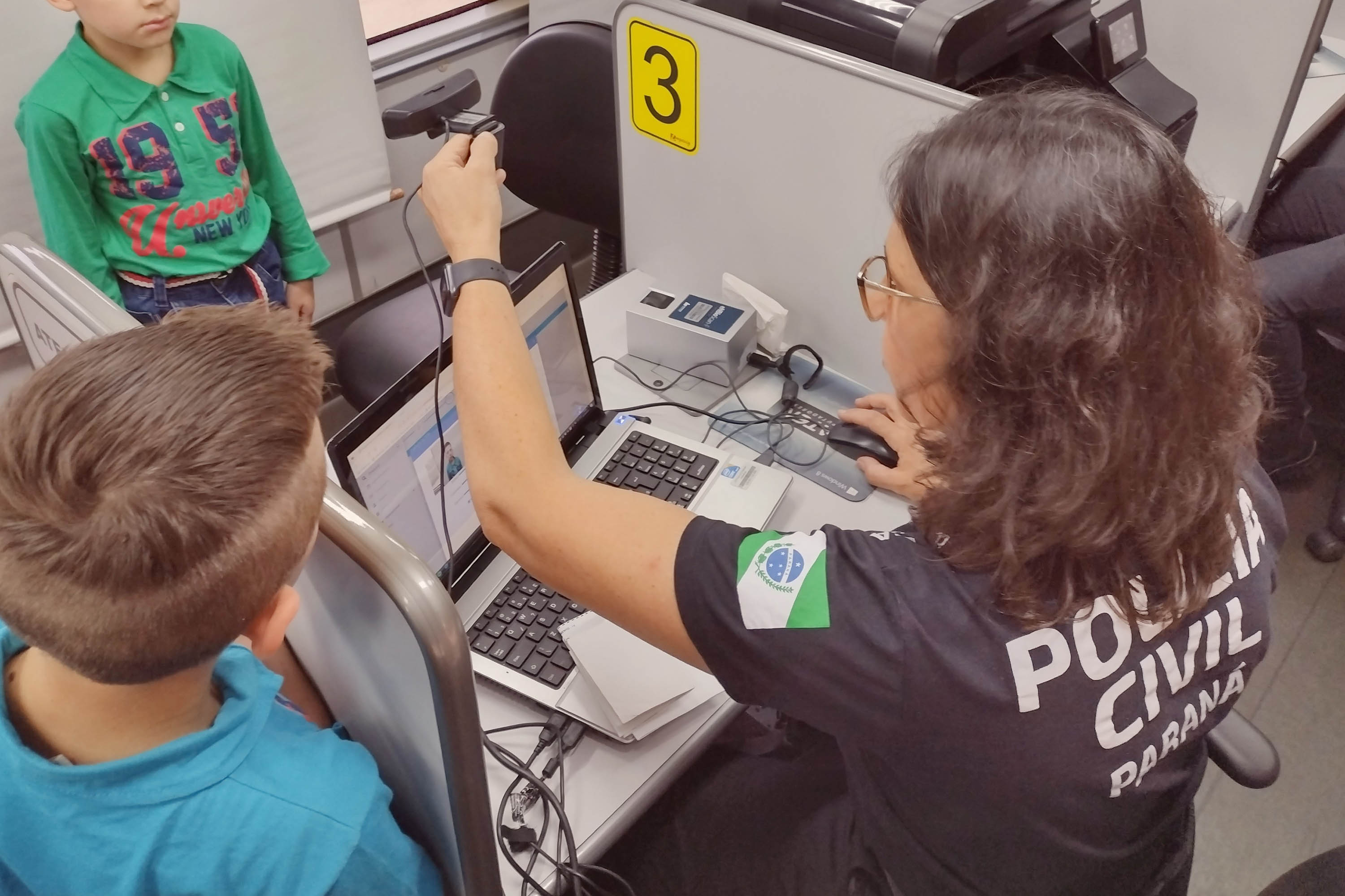 PCPR na Comunidade atende mais de 360 pessoas em Colombo