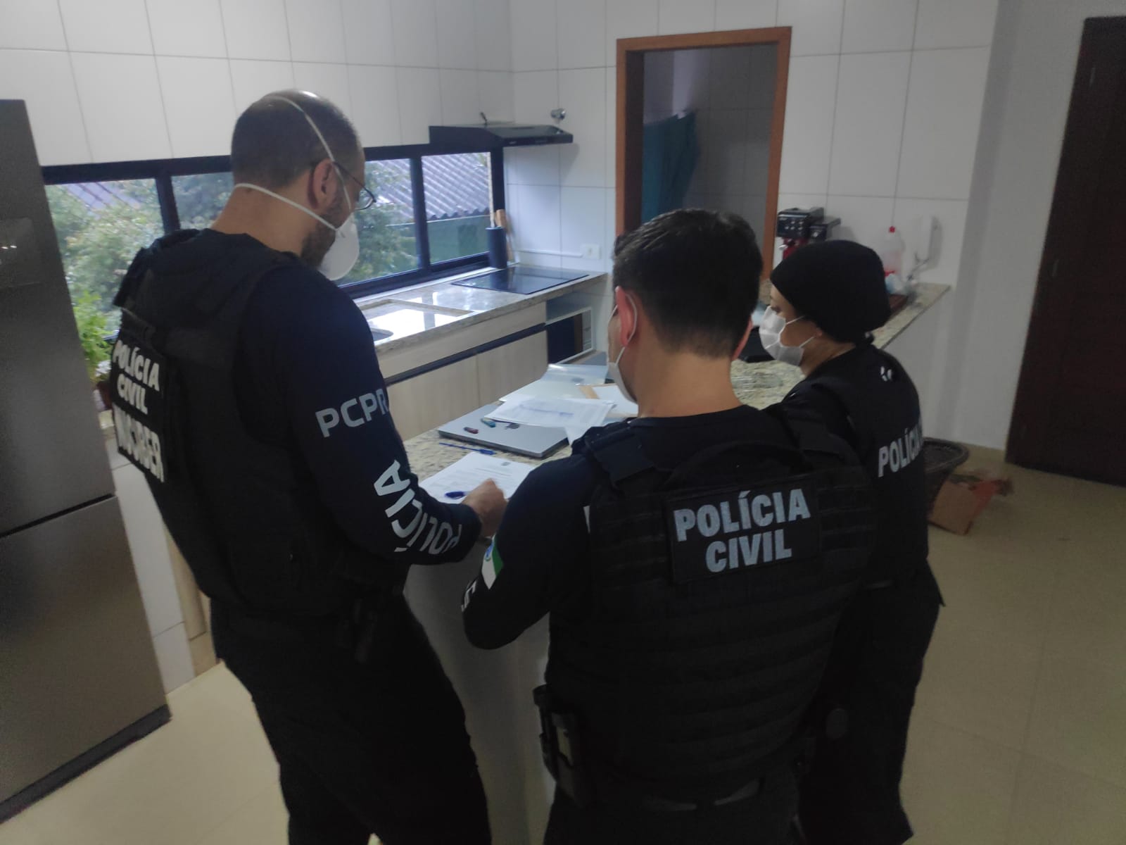 PCPR deflagra operação contra pirataria de livros digitais em Curitiba