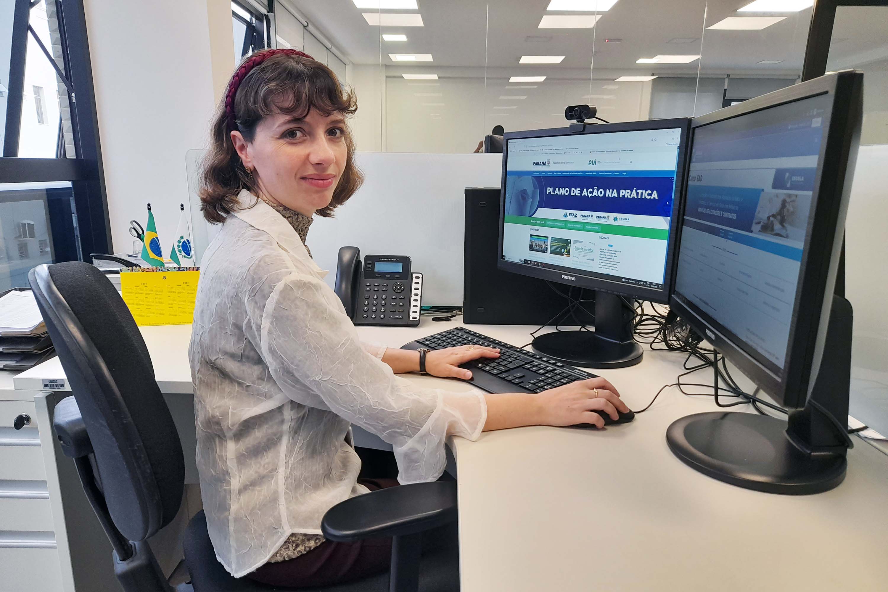 49 cursos em um ano: Escola de Gestão do Governo têm recordista em certificações