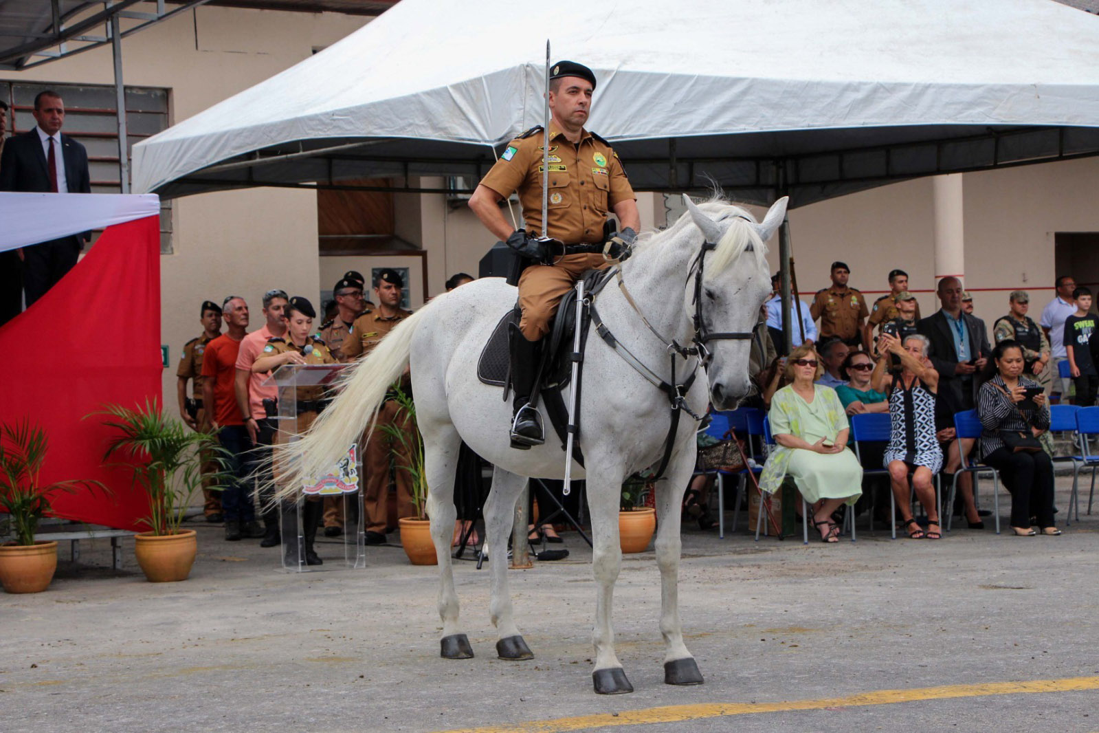 Unidade mais antiga da PM, Regimento de Polícia Montada tem novo comandante