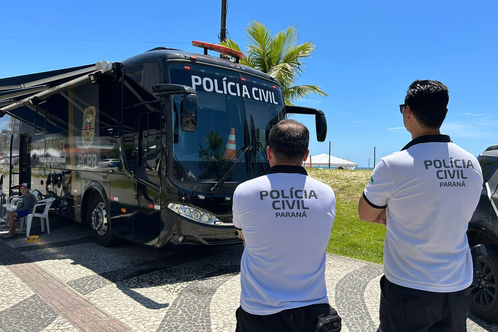 Últimas notícias Rádio Vídeos Imagens Editorias Arquivo de Notícias Contato Das estradas até as praias, segurança ganha reforço para o Carnaval