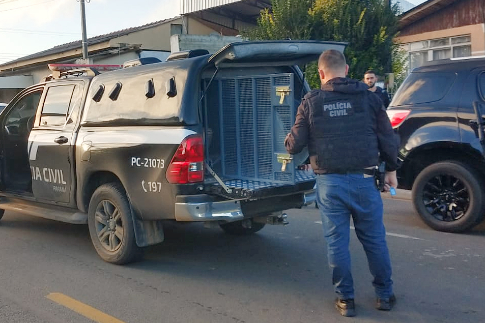 PCPR e PMPR prendem três homens com drogas, armas e explosivos em Marumbi
