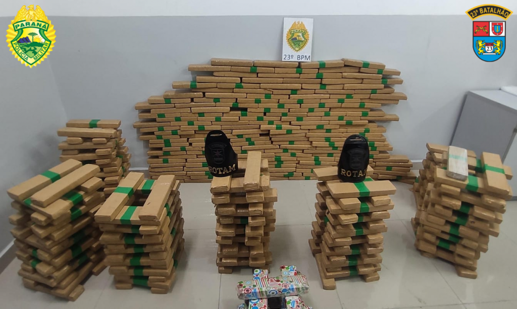 Polícia Militar apreende 336kg de maconha em Curitiba