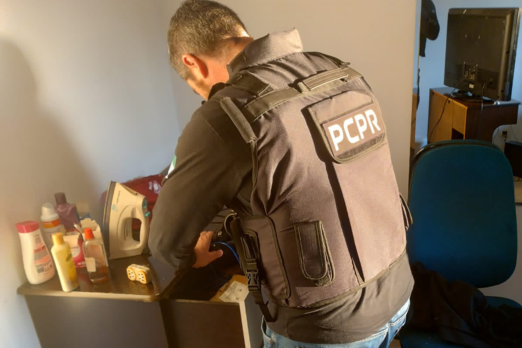 PCPR cumpre três mandados contra suspeitos de falsificarem diplomas na RMC