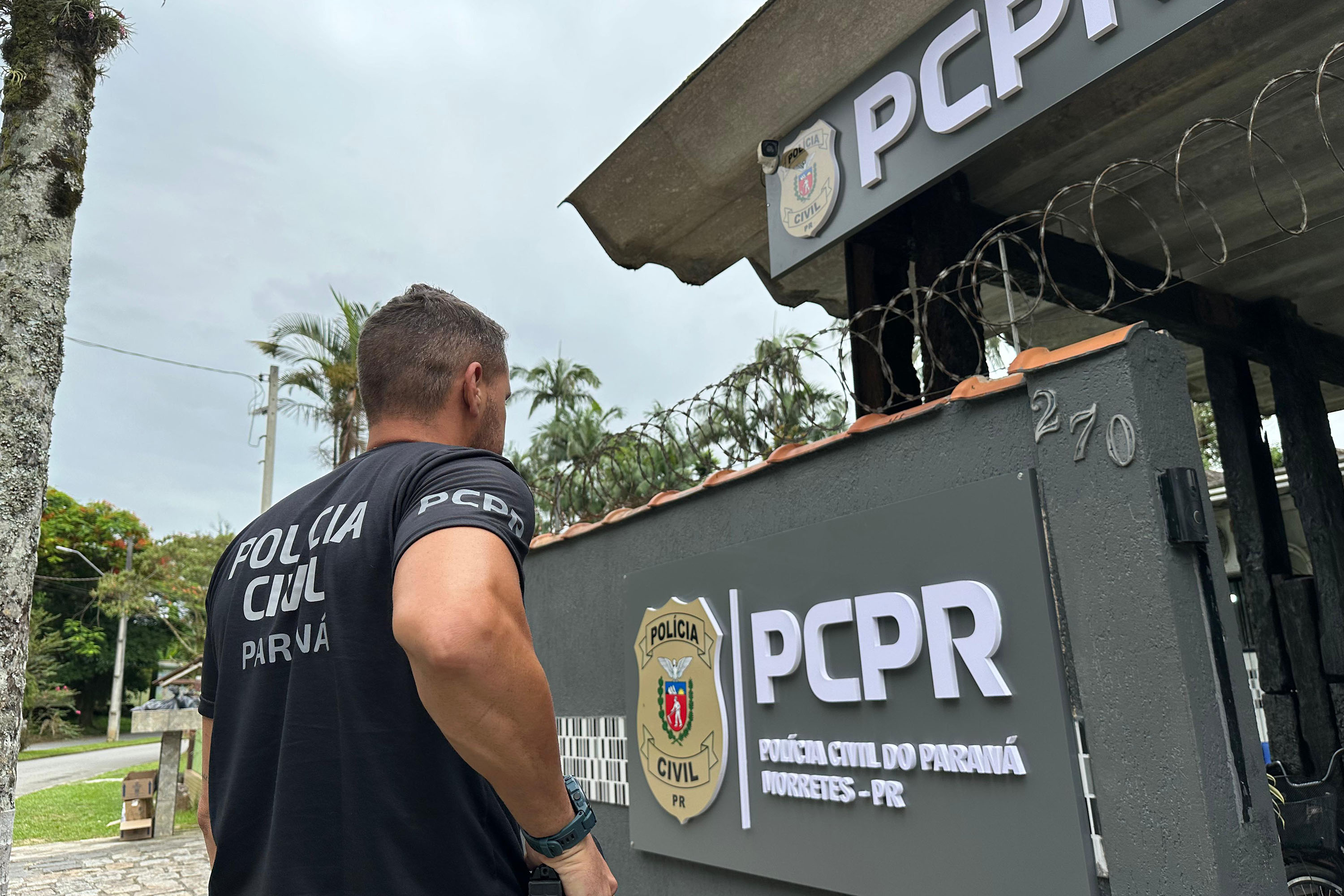 Policiais do Verão Maior Paraná prendem homem por agressão contra irmã em Morretes