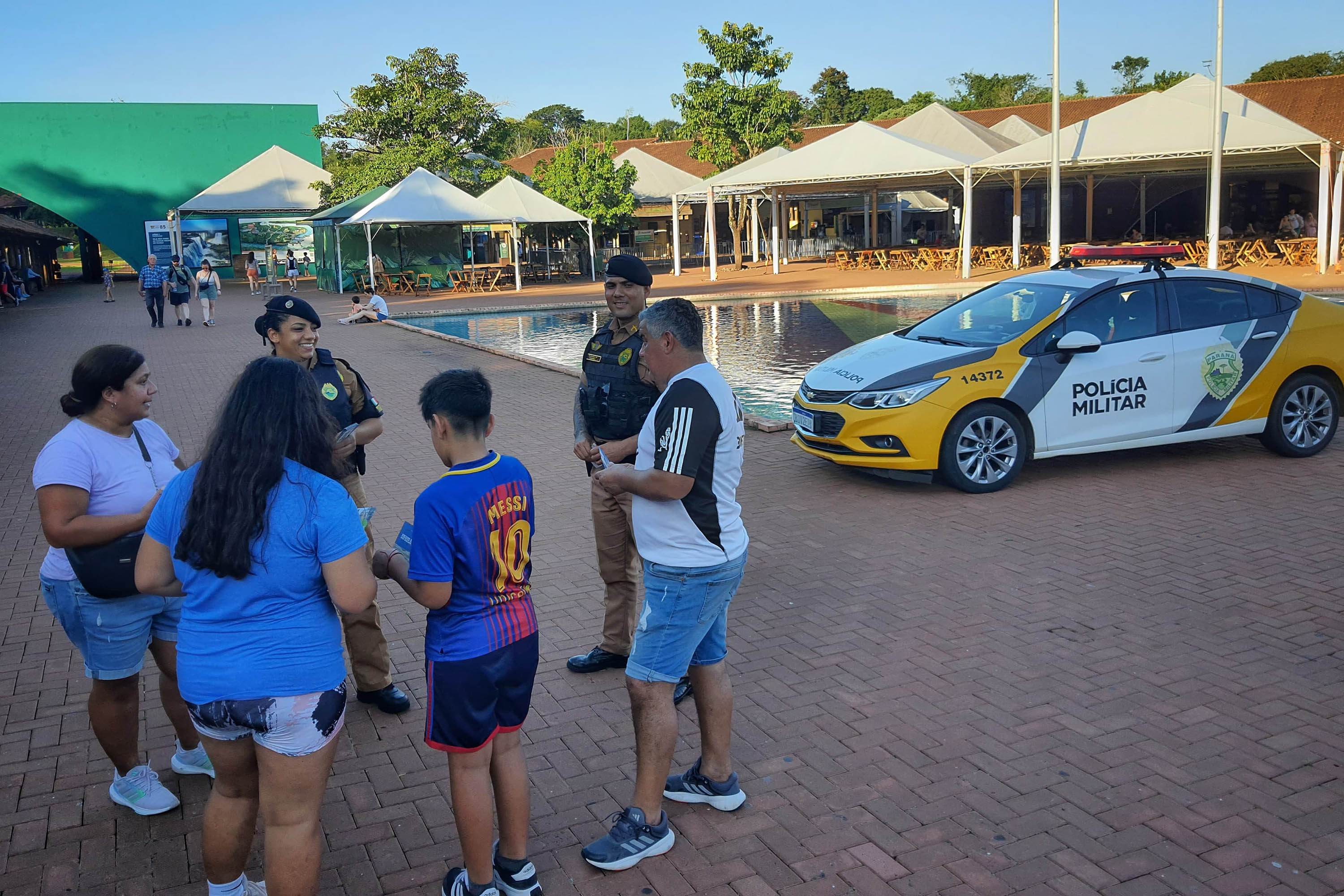 PMPR participa de nova campanha de segurança ao turista em Foz do Iguaçu