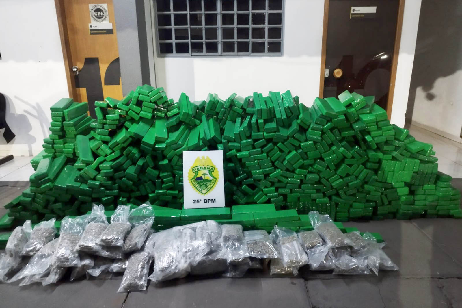 PMPR apreende 1,2 tonelada de maconha no Noroeste do Estado