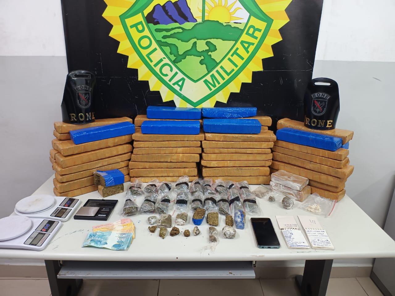 PMPR prende integrante de facção criminosa com drogas e equipamentos para comercializar entorpecentes em Curitiba