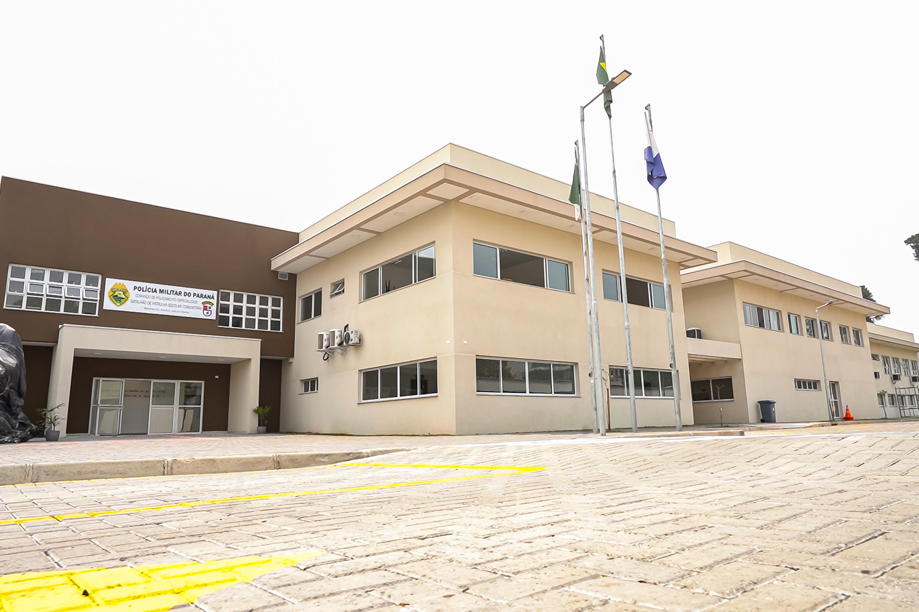 Governador inaugura sede do Batalhão de Patrulha Escolar e entrega 52 viaturas da Rotam