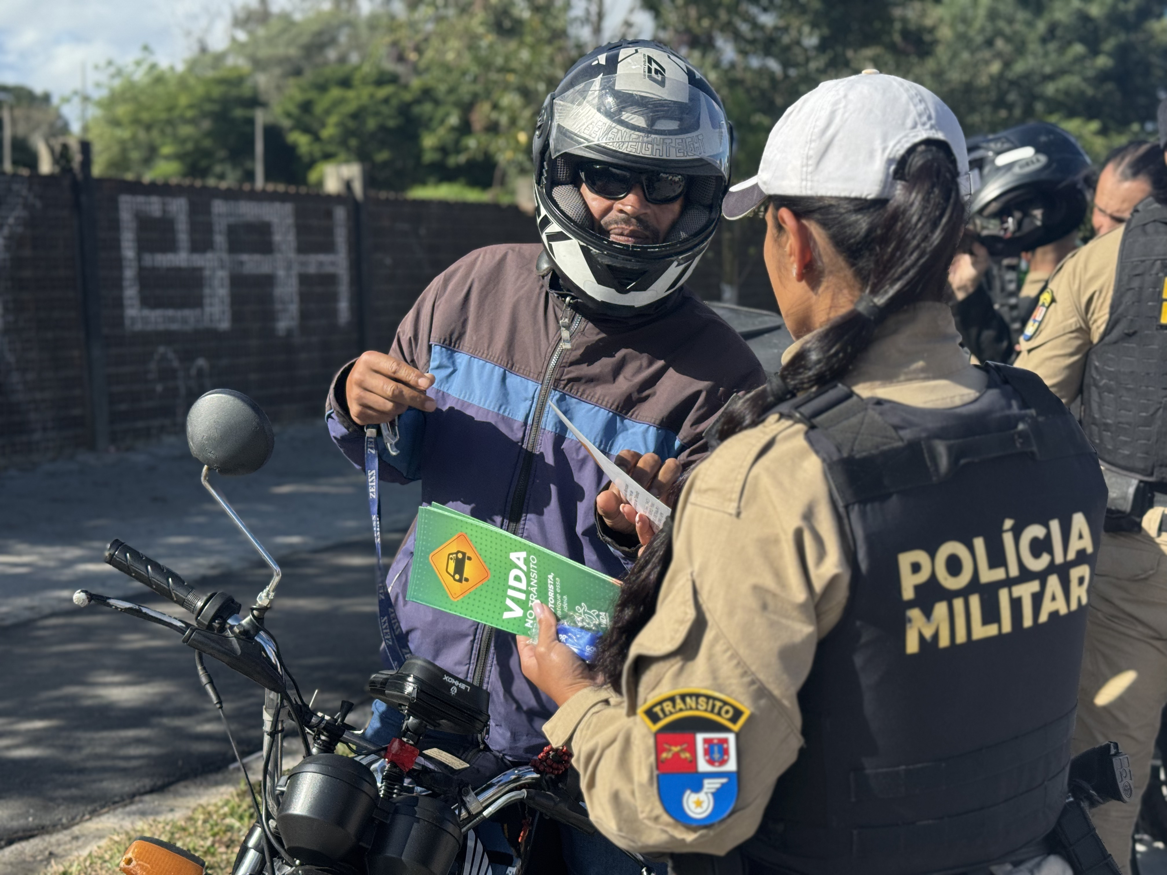 BPTran promove blitz educativa como parte prática do curso de Educação para o Trânsito