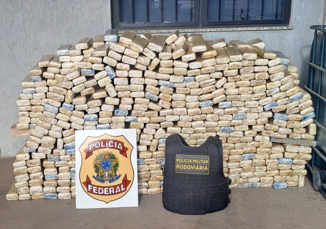 PMPR apreende mais de 700 kg de maconha em Presidente Castelo Branco