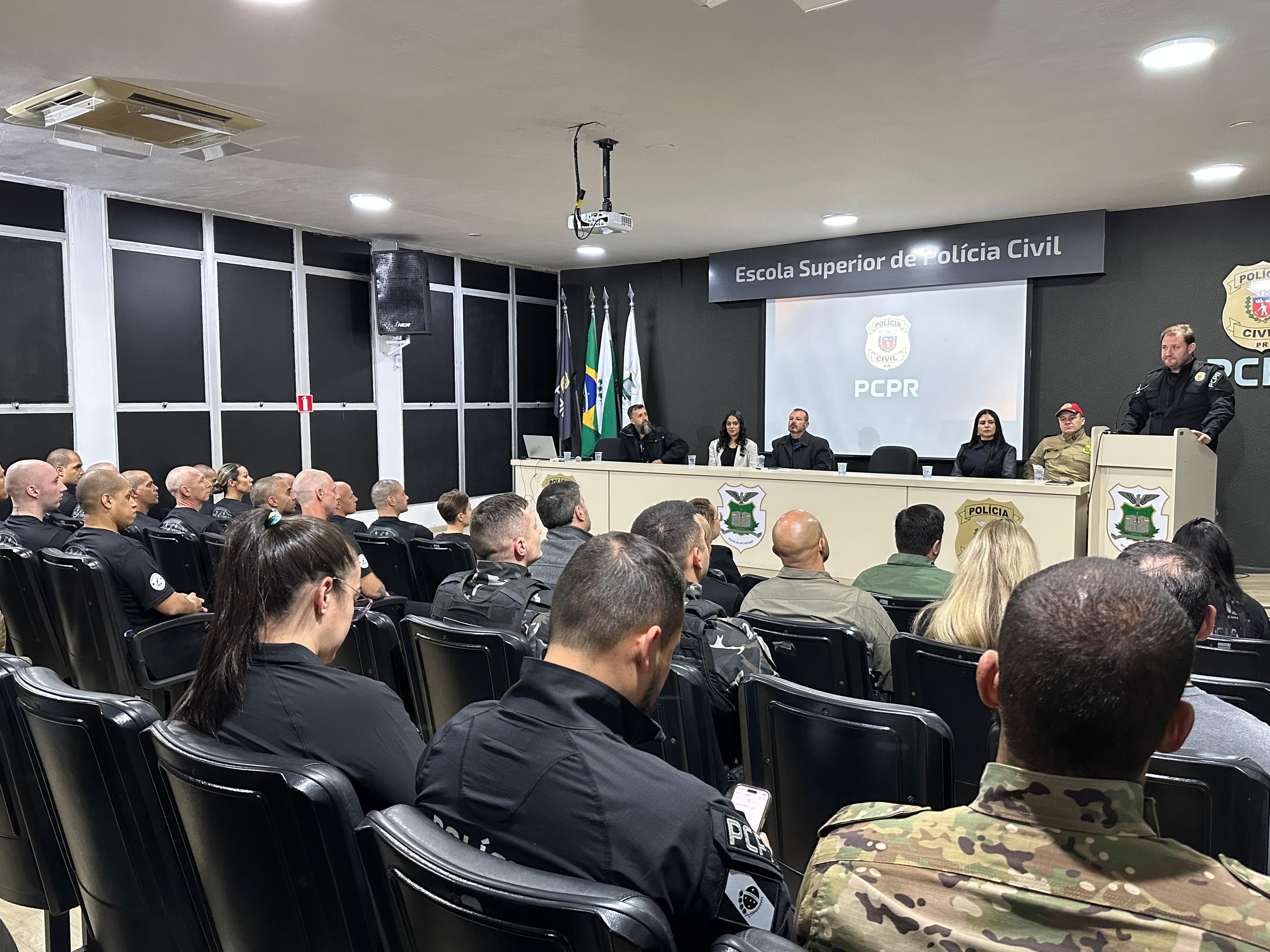 PCPR inicia primeira edição do curso de operações policiais com cães