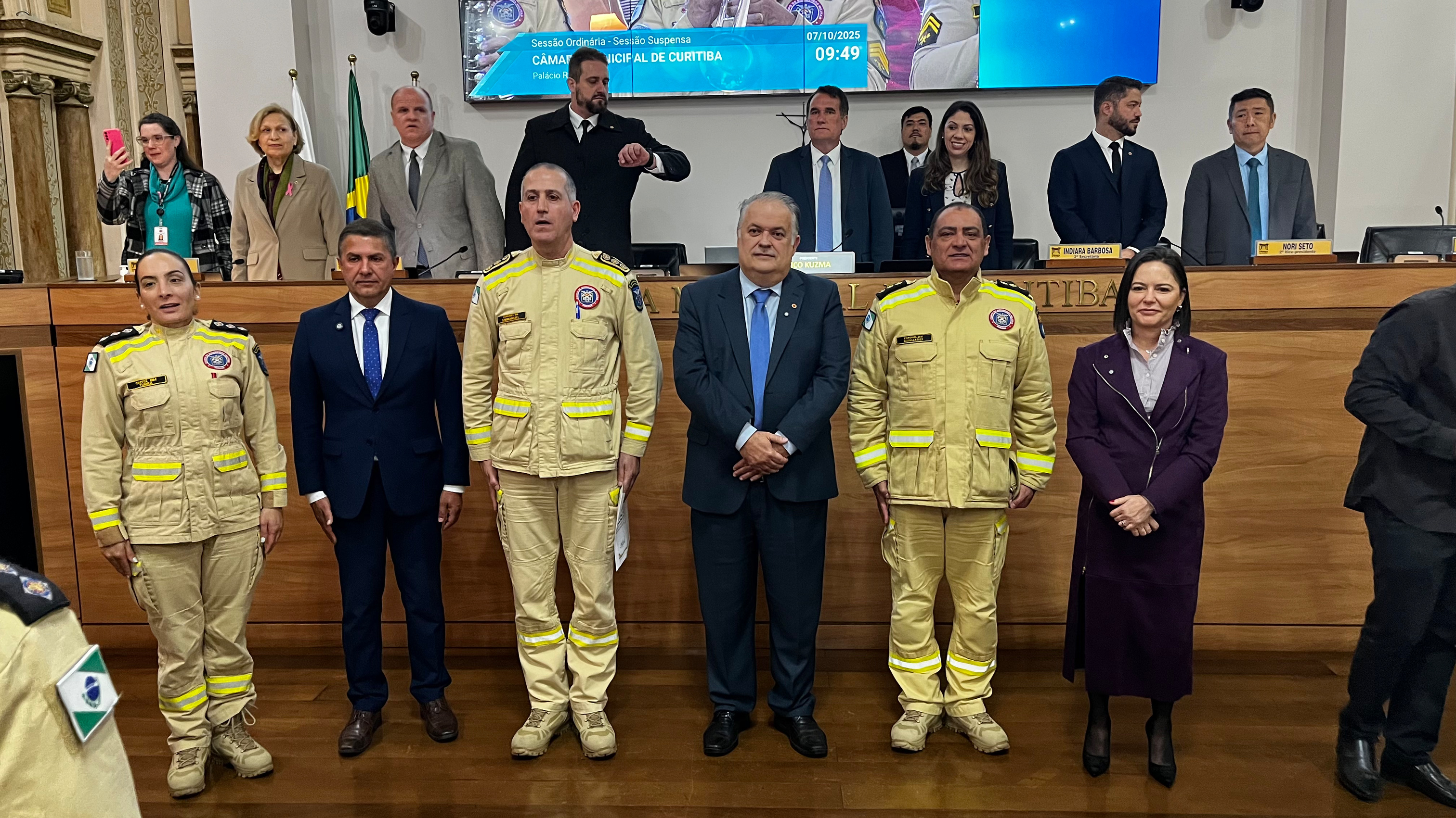 Corpo de Bombeiros Militar do Paraná é homenageado na Câmara Municipal de Curitiba pelos 113 anos de história
