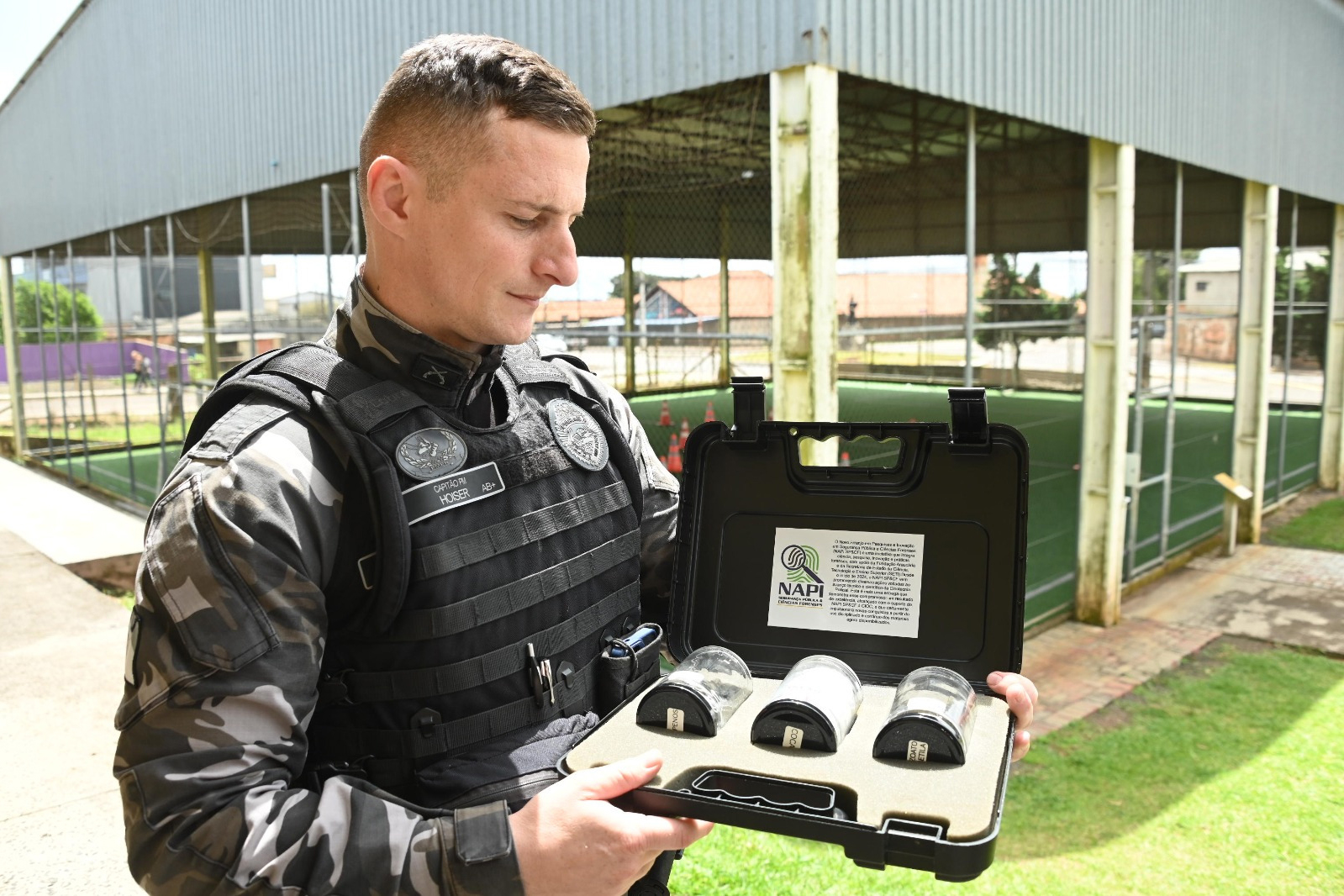 PMPR recebe kits científicos de pesquisadores para aumentar eficácia do treinamento de cães