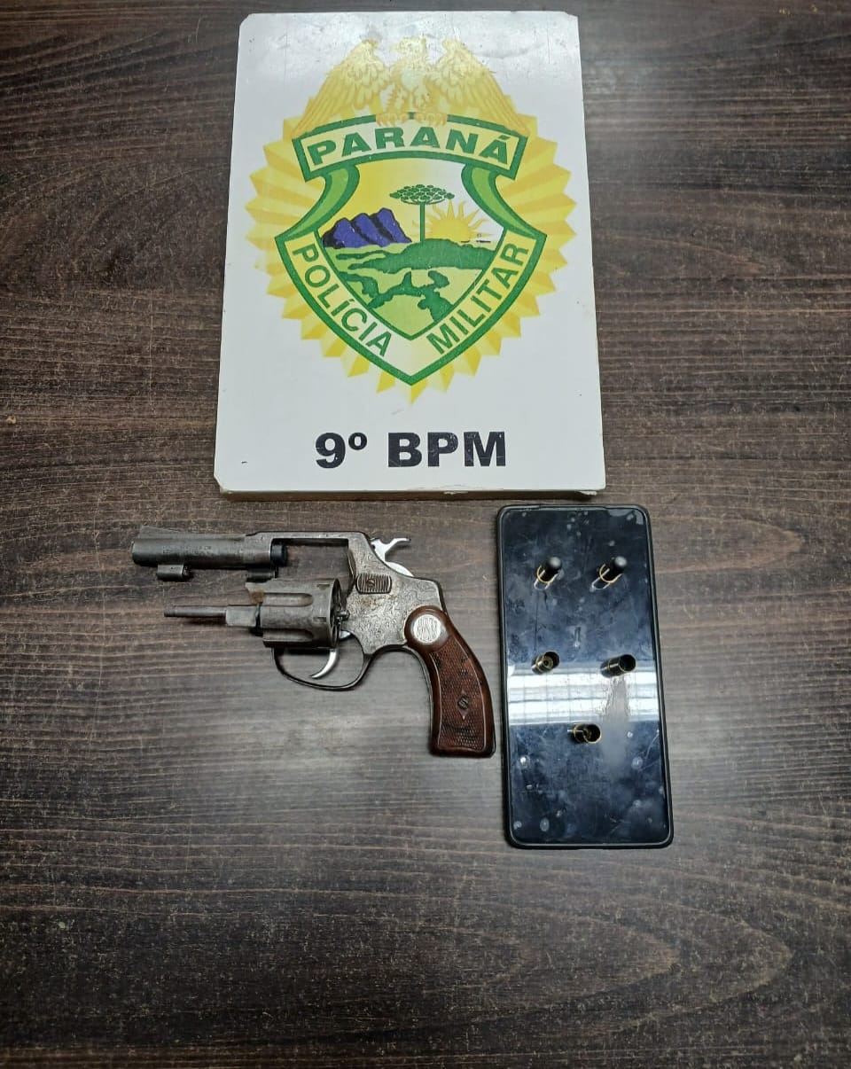 PMPR prende homem em flagrante por porte ilegal de arma de fogo em Matinhos
