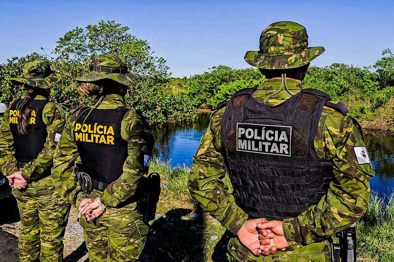 Batalhão Ambiental reforça ações para proteger a restinga do Litoral durante a temporada