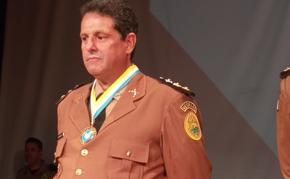 Coronel Aguiar recebe homenagem pelos serviços prestados ao BPTran