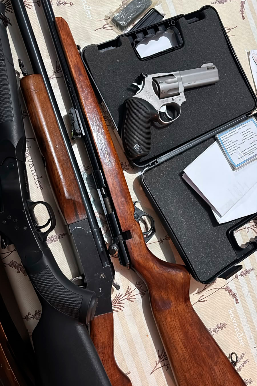 PCPR prende seis e apreende arsenal durante operação contra comércio ilegal de armas