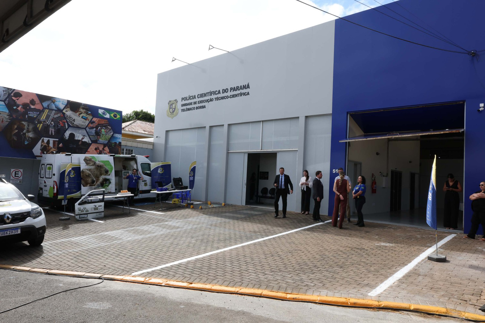 Com novas unidades, Polícia Científica do Paraná dobra presença no Estado