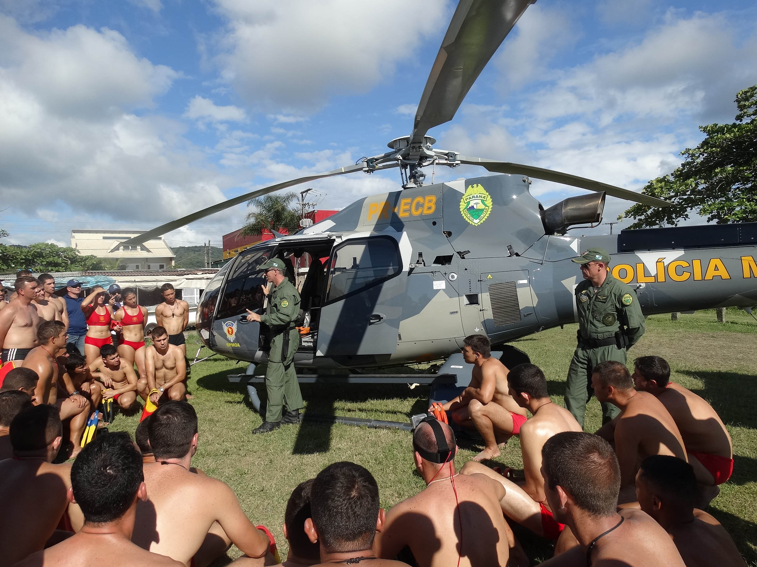 Polícia Militar reforça efetivo para o Verão Paraná 2017/2018 no Litoral.Matinhos, 27/12/2017Foto: PMPR