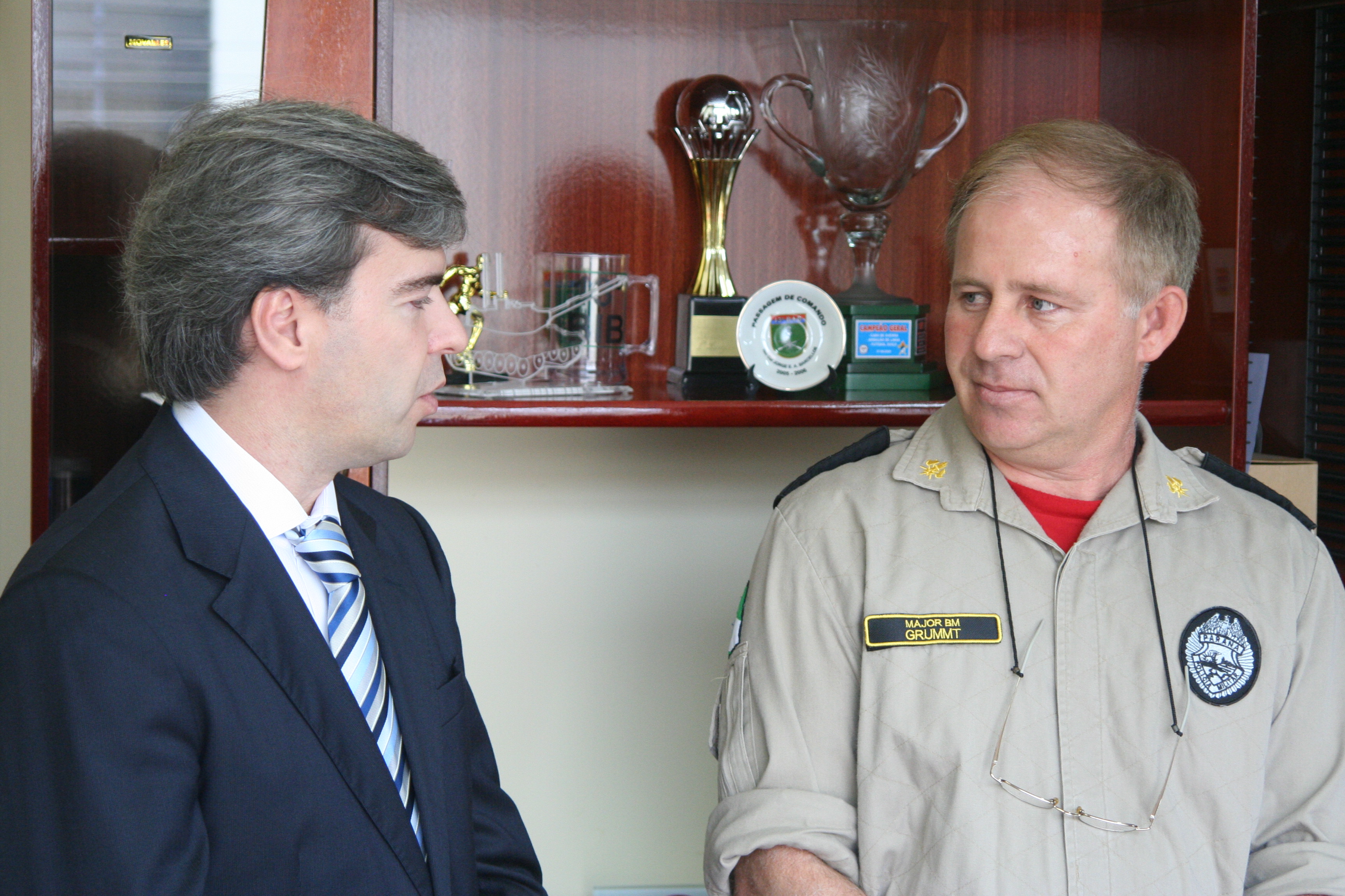 Secretario Reinaldo de Almeida Cesar e Major Luis Fernando Grunnt