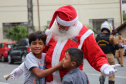 Natal Solidário da PM presenteia mais de 180 crianças com brinquedos, brincadeiras e Papai Noel em Curitiba (PR) 