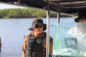 Comunidades que vivem em ilhas e áreas isoladas da Costa Leste do Paraná recebem atenção especial da PM
